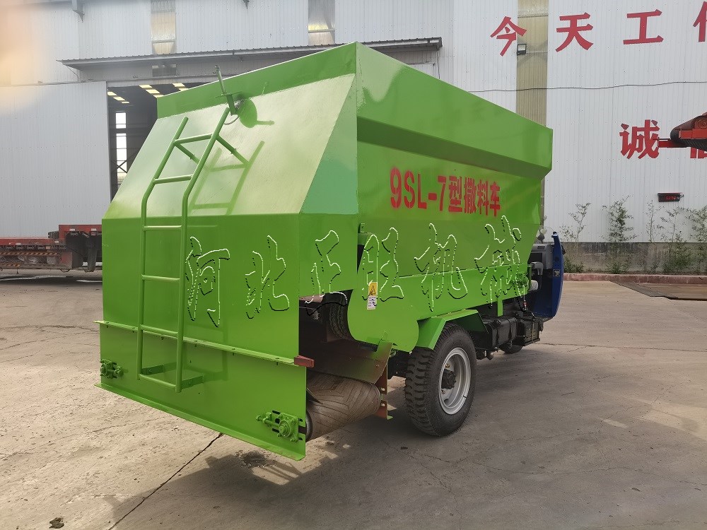 電動撒料車是什么？